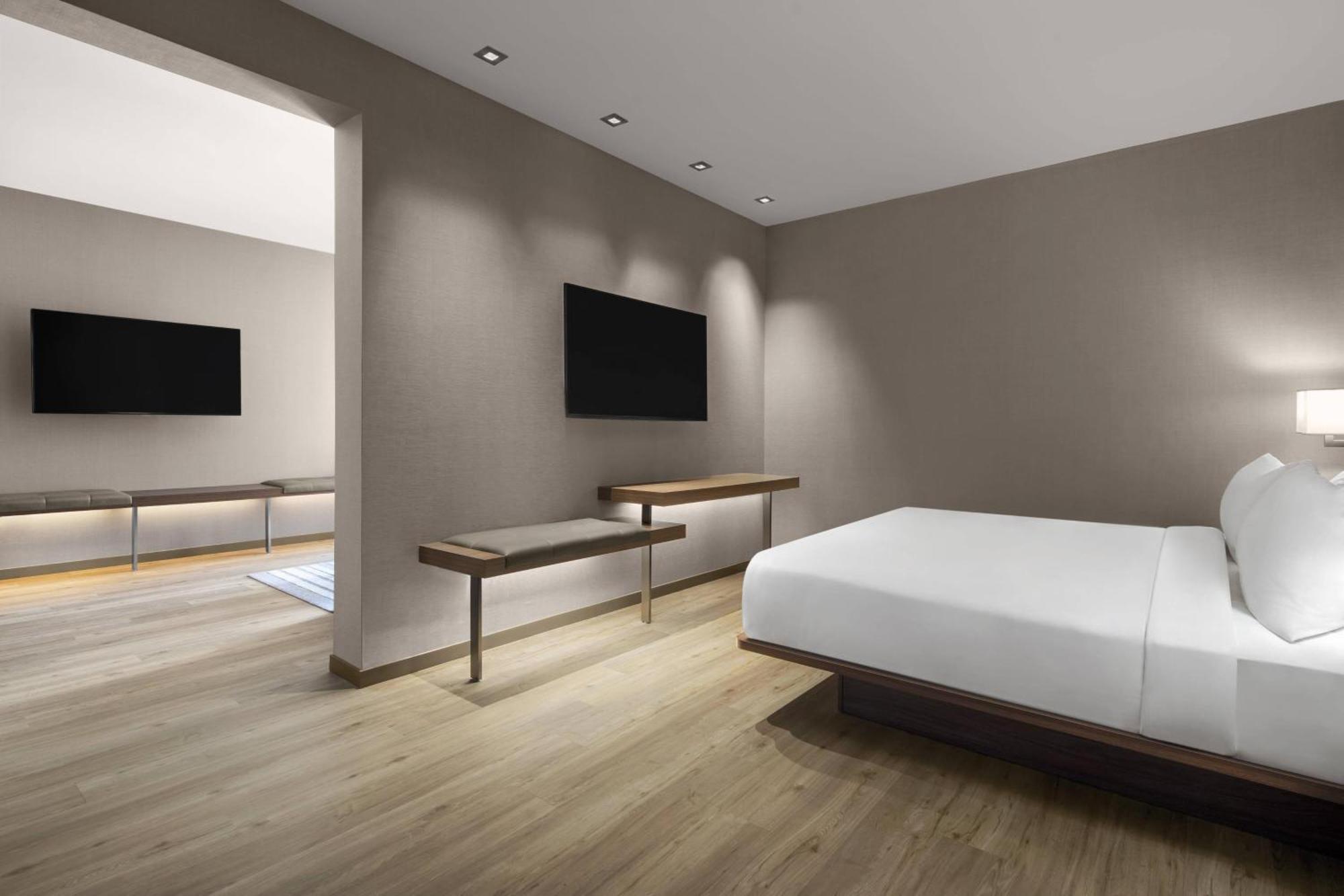Ac Hotel By Marriott Louisville Downtown Екстериор снимка