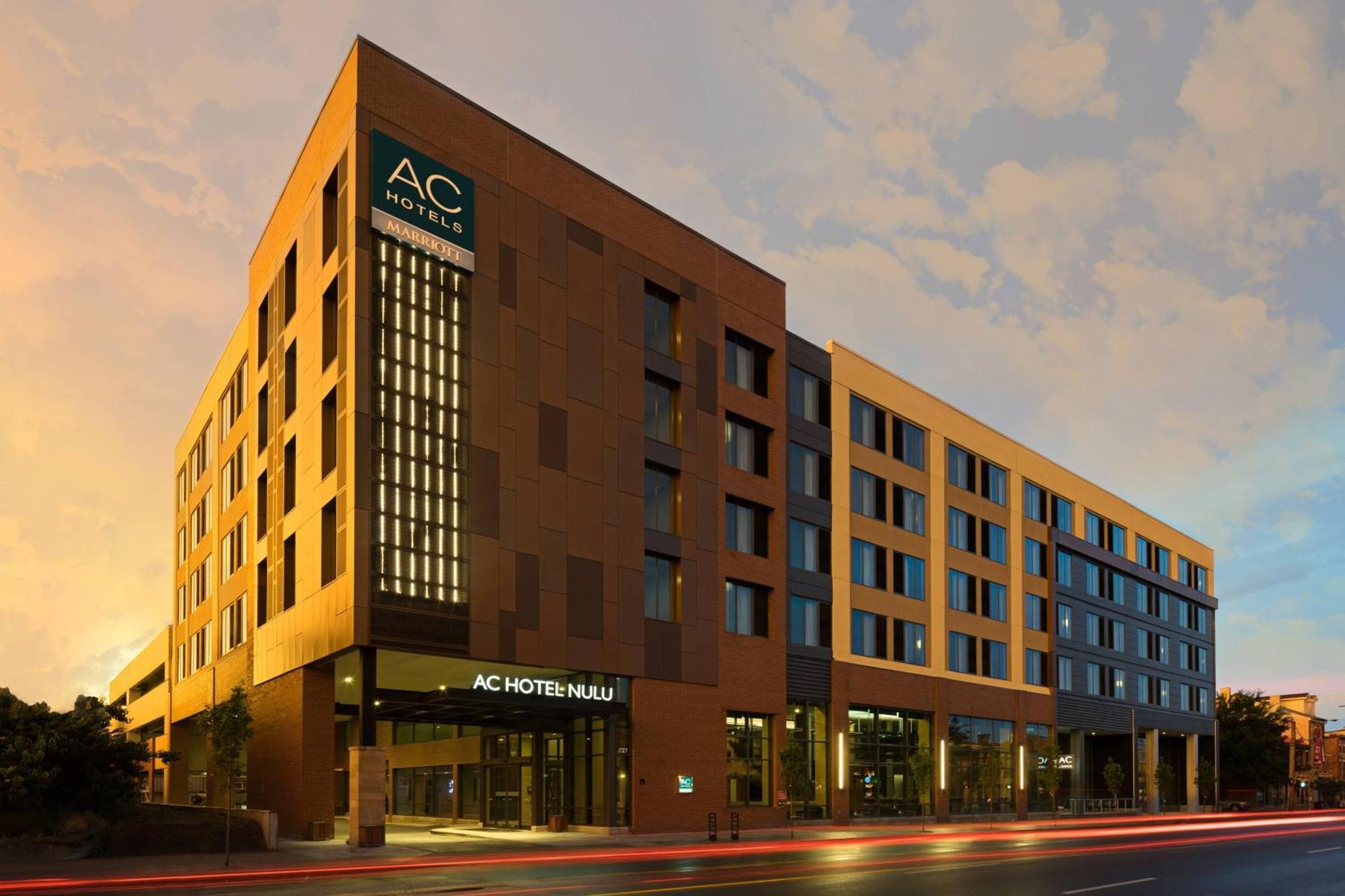 Ac Hotel By Marriott Louisville Downtown Екстериор снимка